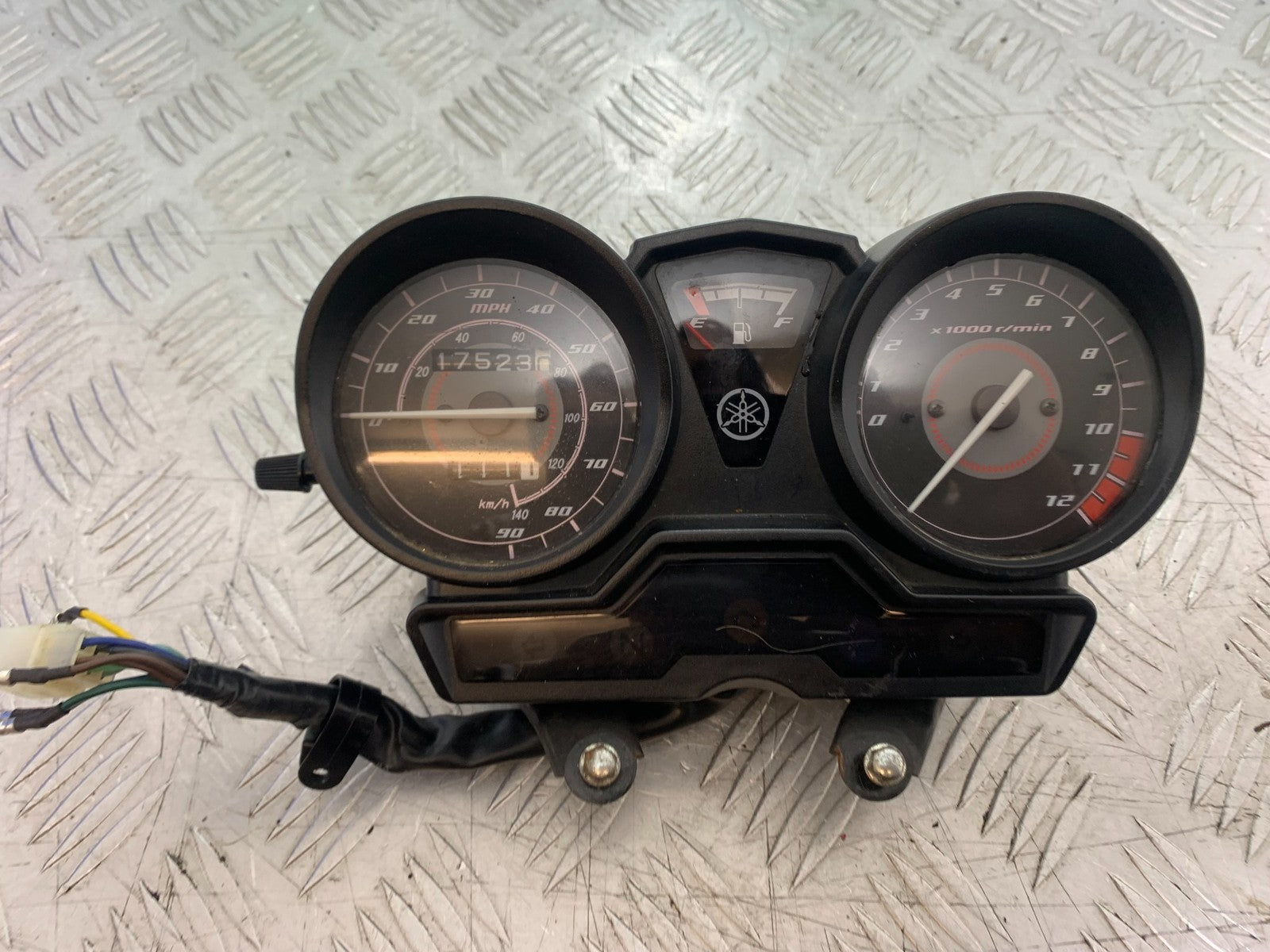 YAMAHA YBR125 YBR 125 CLOCKS SPEEDO DASH (17.523 MILES) YEAR 2010-2017 (CMB1252)