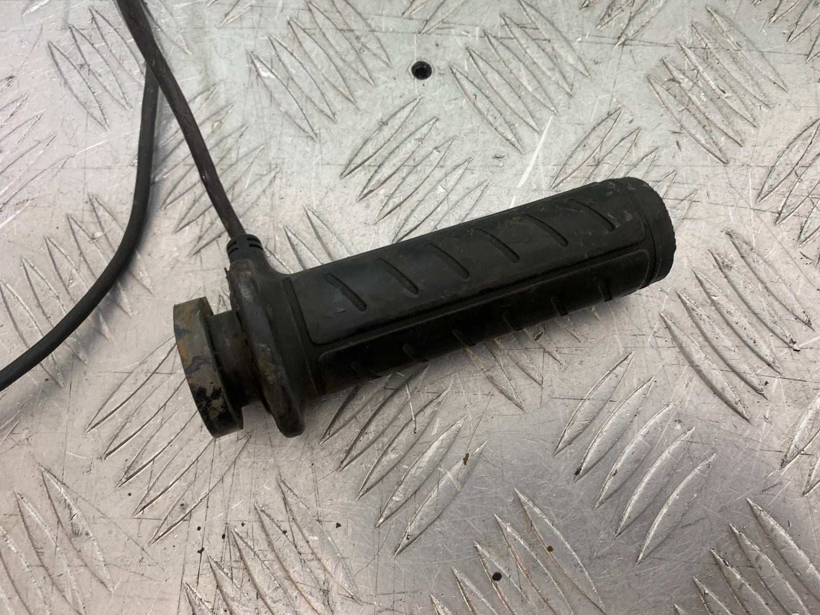 KAWASAKI Z1000 SX THROTTLE TWIST GRIP YEAR 2014-16 (CMB1264)
