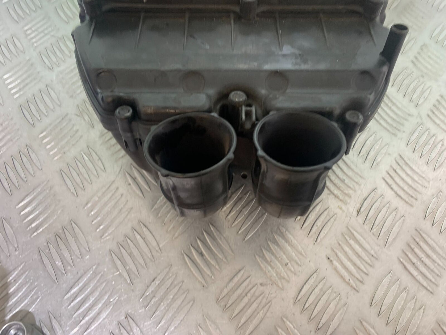 HONDA CBR600 CBR 600 F2 AIRBOX  YEAR 1991-1994(CMB1133)