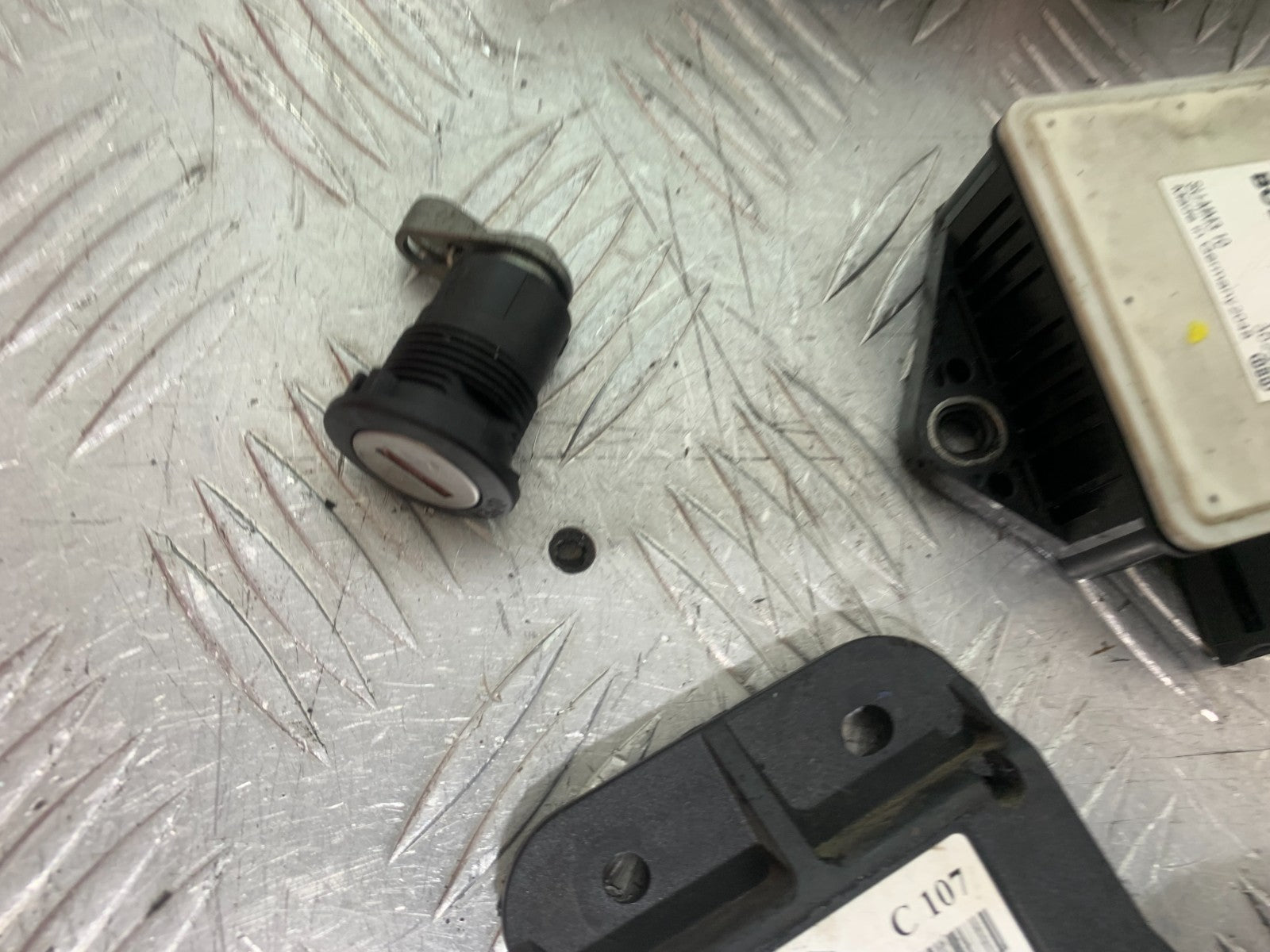 APRILIA TUONO 1000 V4R ECU LOCKS KEYS  YEAR 2011-13  (CMB1331)