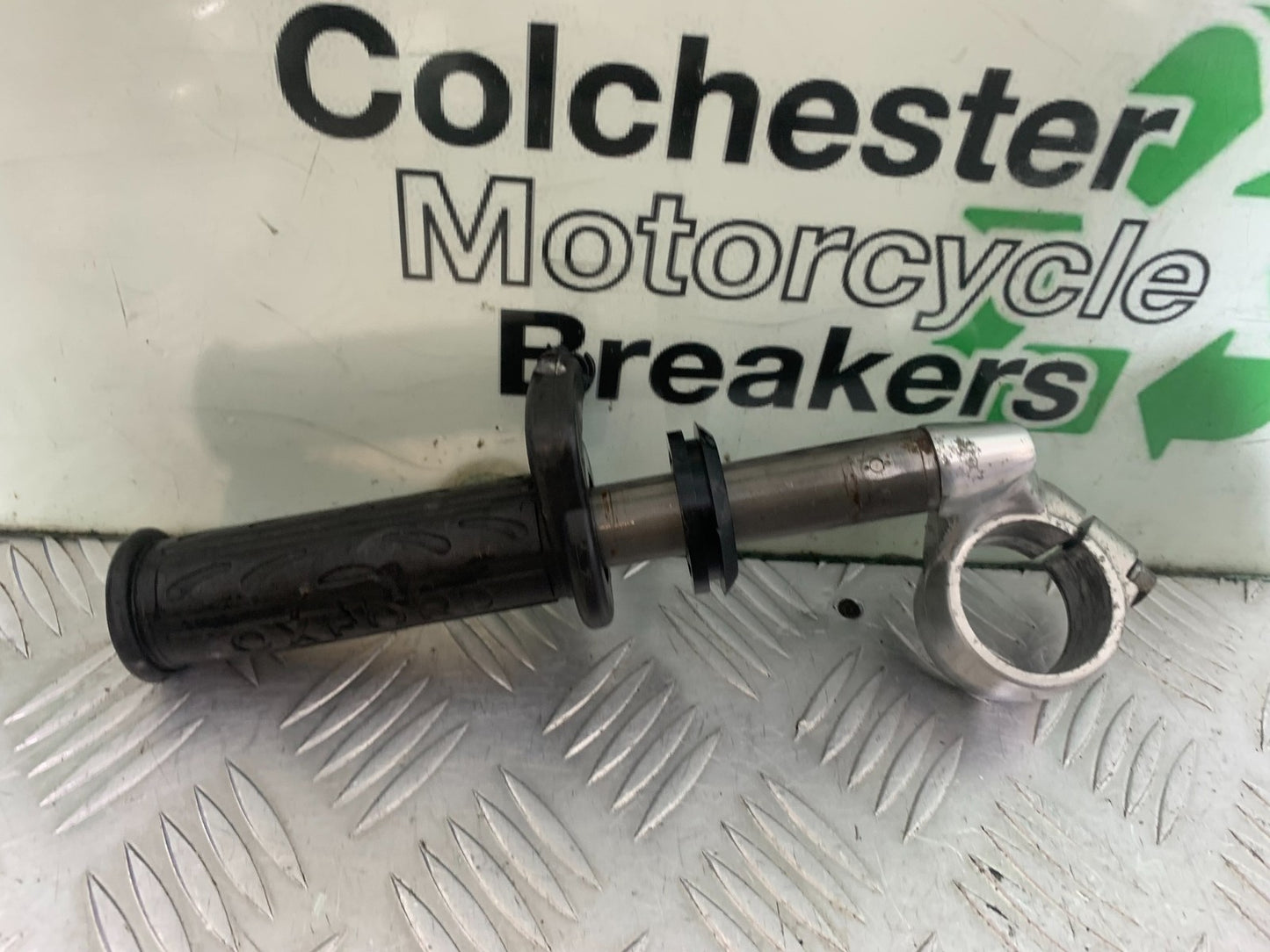 HONDA CBR1100 BLACKBIRD LEFT HANDLEBAR  YEAR 1999-2005 (CMB1232)