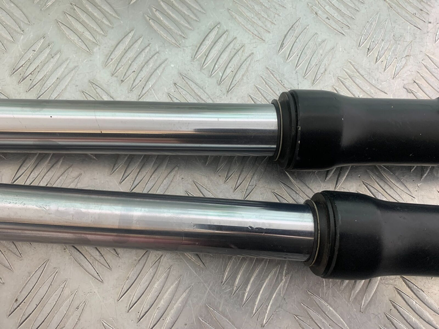 YAMAHA XV535 XV 535 VIRAGO FORKS  YEAR 1994-02 (CMB1044)