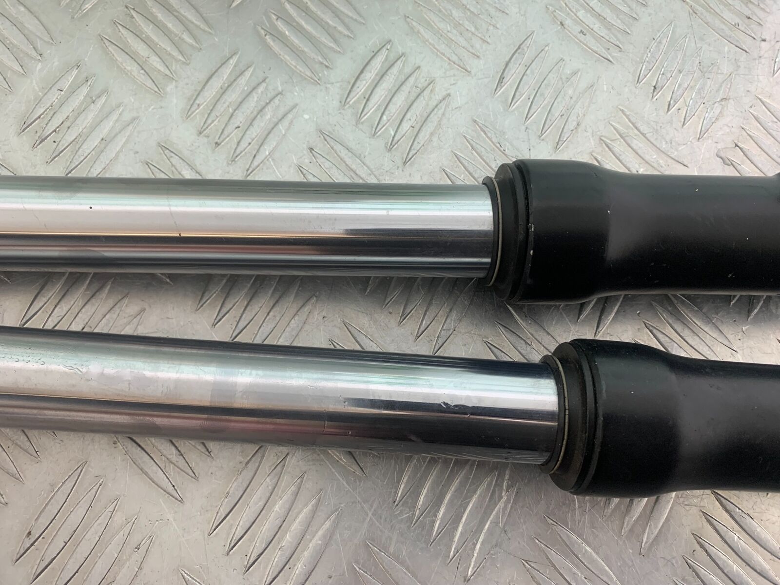 YAMAHA XV535 XV 535 VIRAGO FORKS  YEAR 1994-02 (CMB1044)