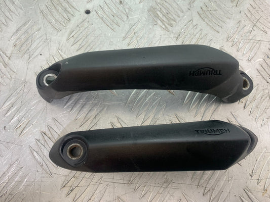 TRIUMPH 675 STREET TRIPLE CRASH PROTECTORS   2013-2016 (CMB1186)