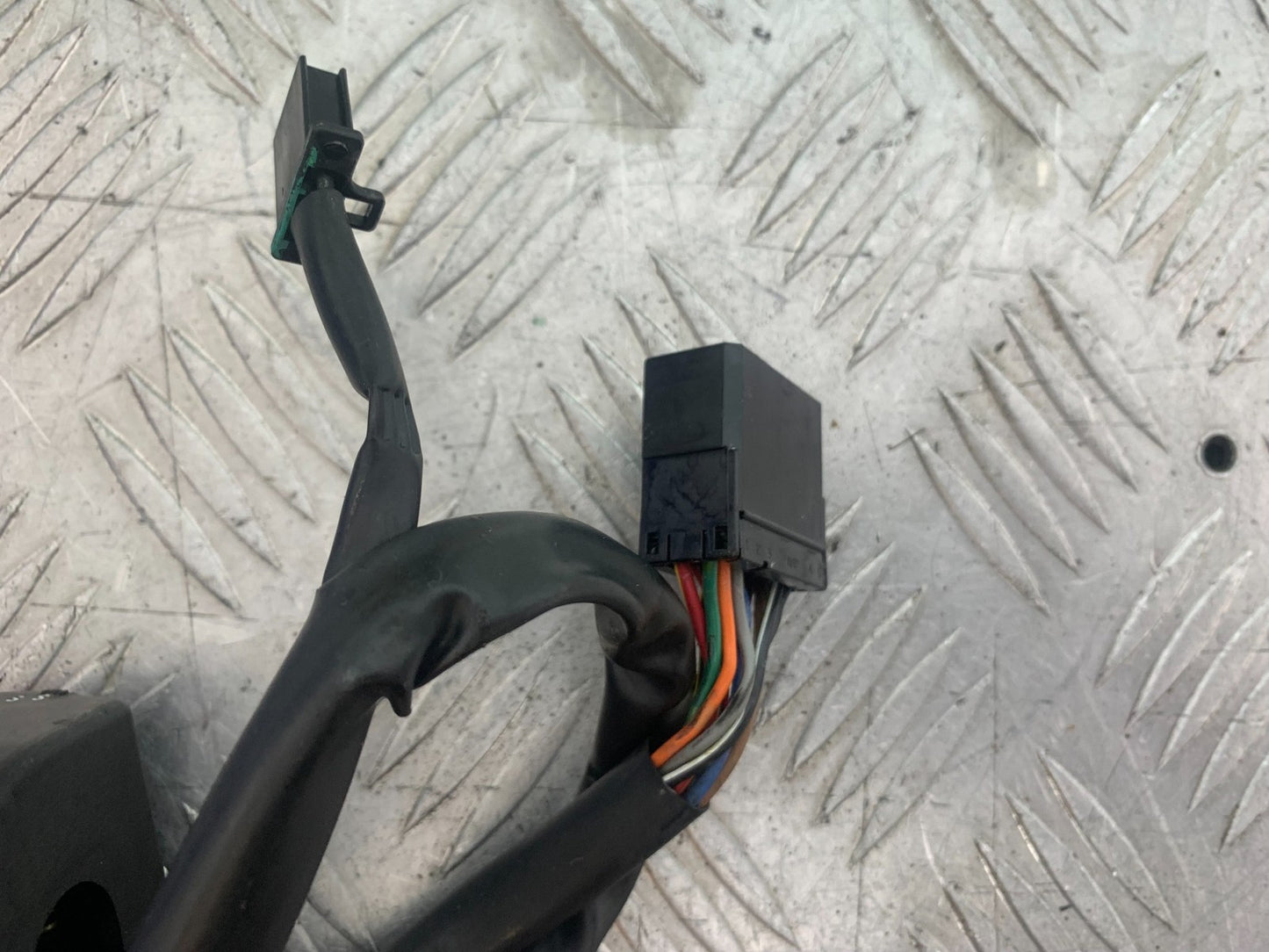 TRIUMPH 955i SPRINT ST LEFT SWITCH GEAR   1999-2004 (CMB1176)