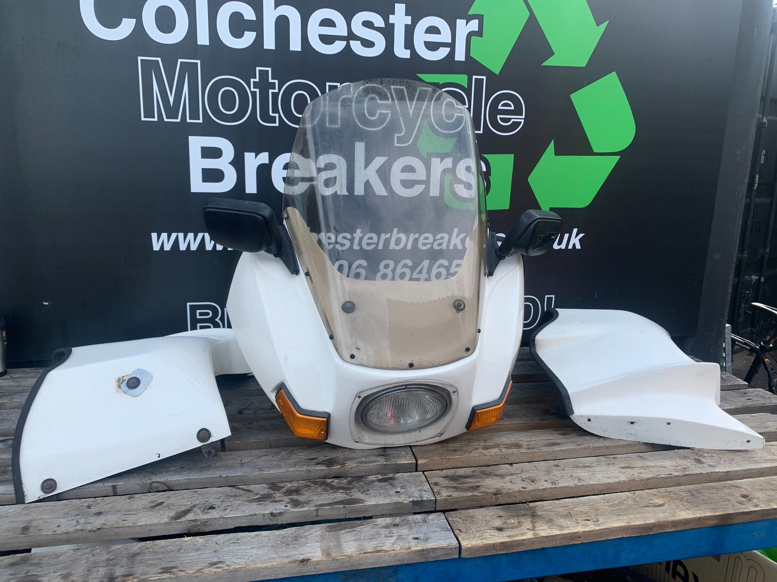 HONDA GL500 GL 500 SILVERWING TOP FAIRING & LOWERS YEAR 1981-82 (CMB1168)