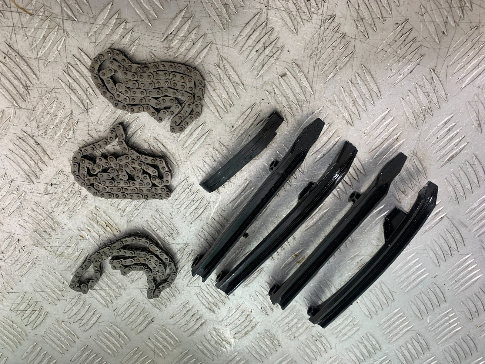 BMW R1100 RT R 1100 RT CAM CHAINS AND GUIDES  YEAR 1996-2001 (CMB1095)