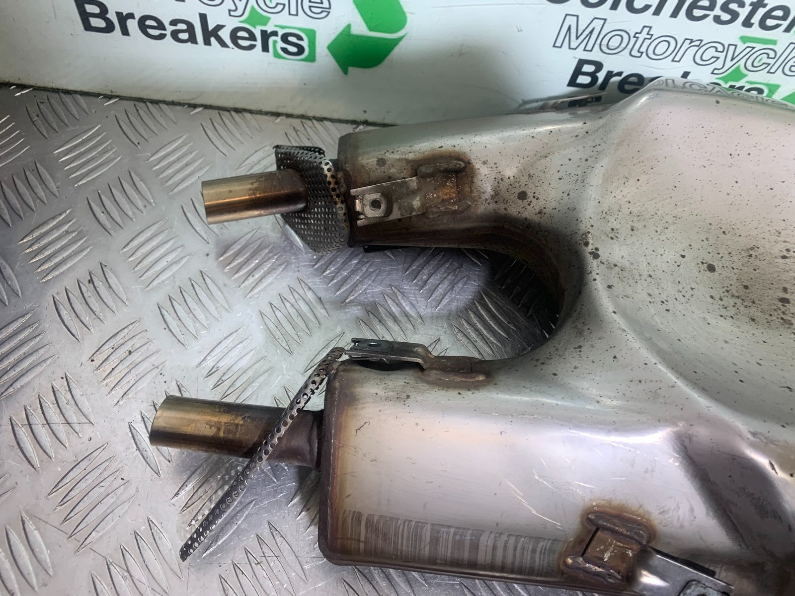 APRILIA SL750 SL 750 SHIVER SILENCER  YEAR 2008-2016 (CMB1242)