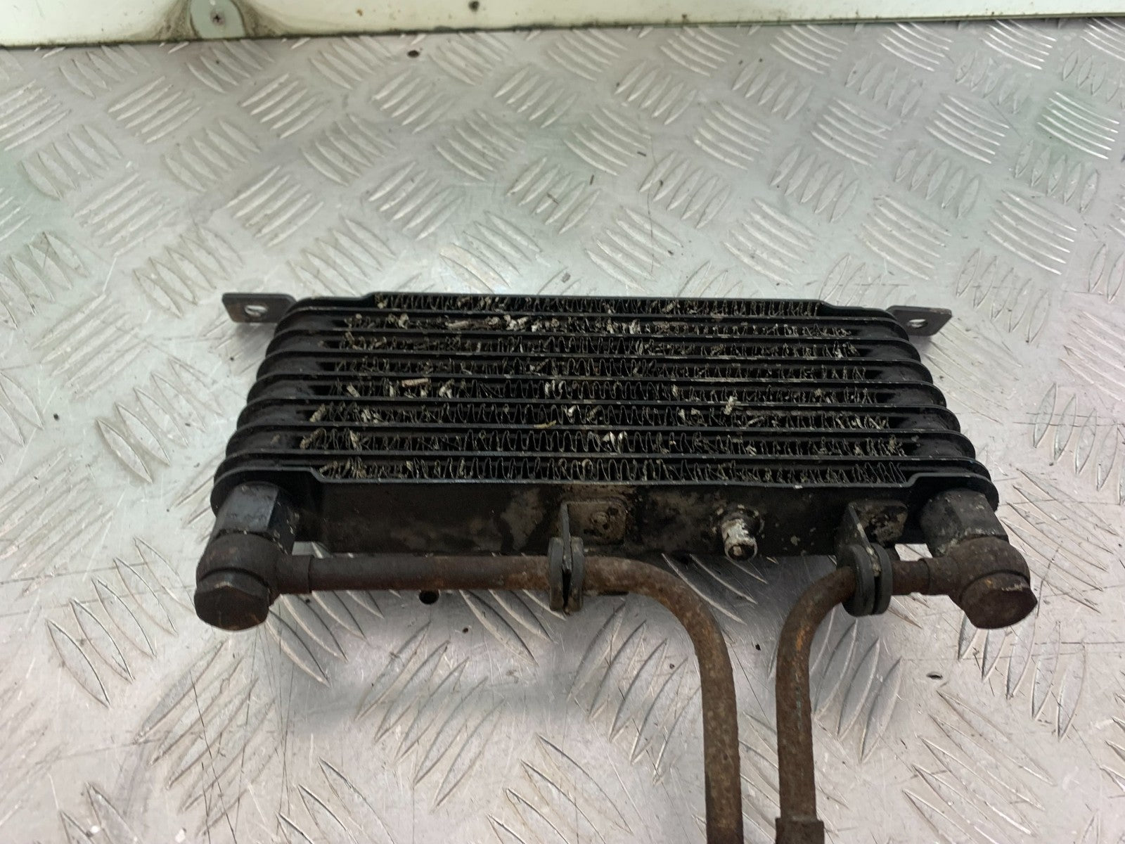 TRIUMPH 955i SPRINT ST OIL COOLER AND LINES  YEAR 1999-04 (CMB1230)
