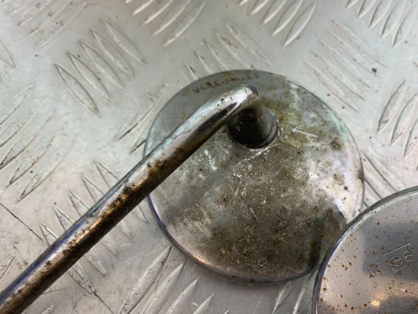 HONDA CX500 CX 500 LEFT AND RIGHT MIRRORS YEAR 1980 (CMB1131)