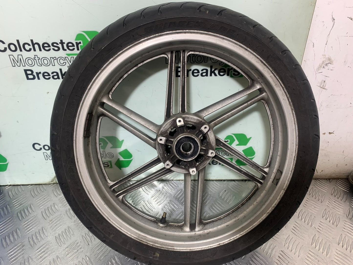 HONDA CBF600 CBF 600 FRONT WHEEL  YEAR 2004-07  (CMB1305)