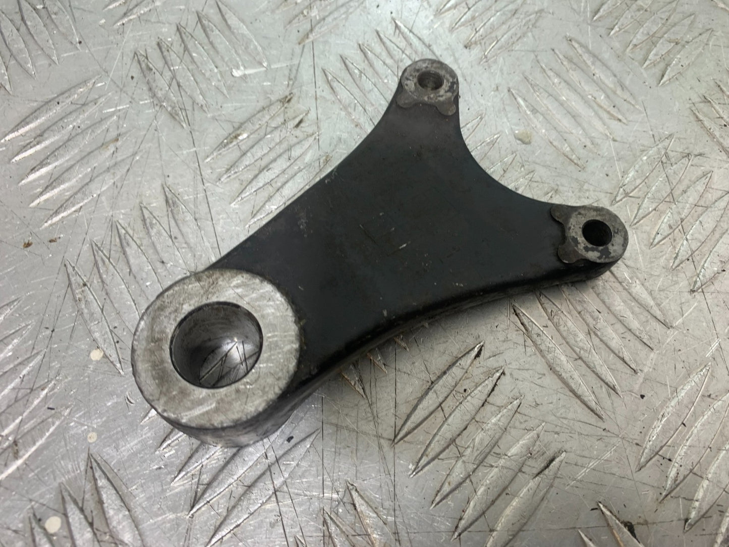 SUZUKI GSX1100 G GSX 1100 G REAR CALIPER BRACKET  1991-1996 (CMB1283)