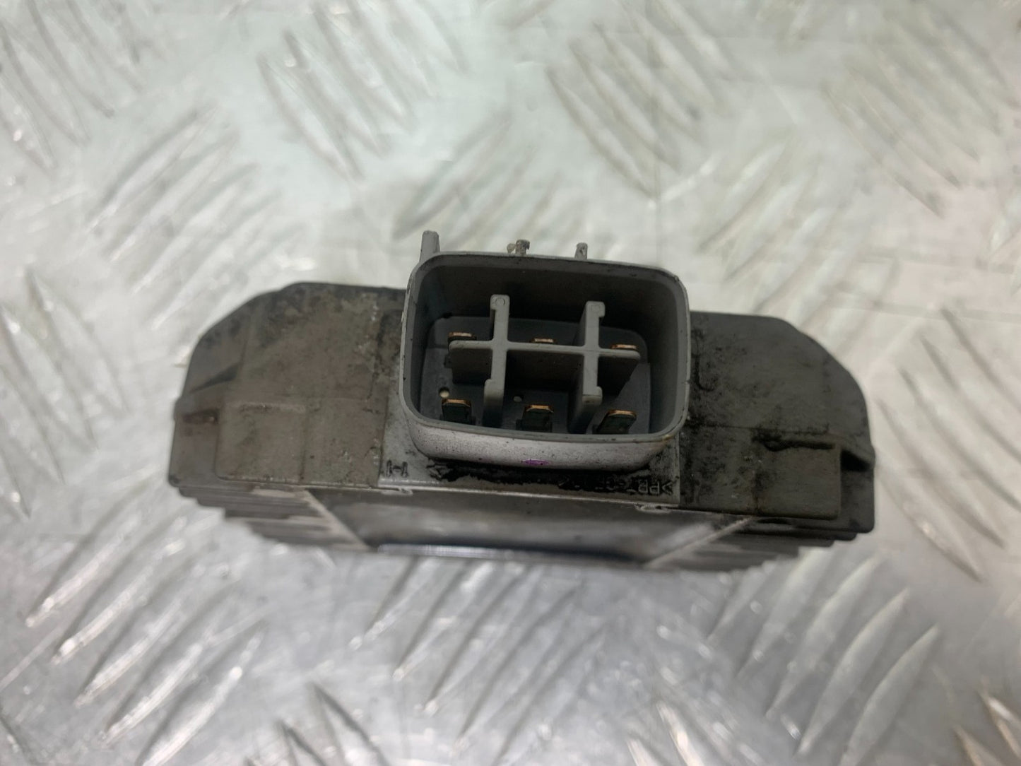 SUZUKI AN 200 UH 200 REGULATOR  YEAR 2007-2009 (CMB1256)
