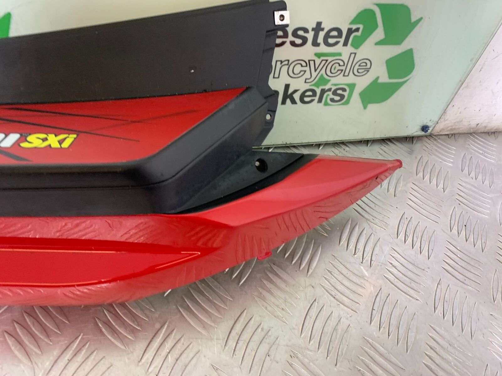 MOTORINI MISANO SXI 125 RIGHT SEAT PANEL  YEAR 2022 (CMB1078)