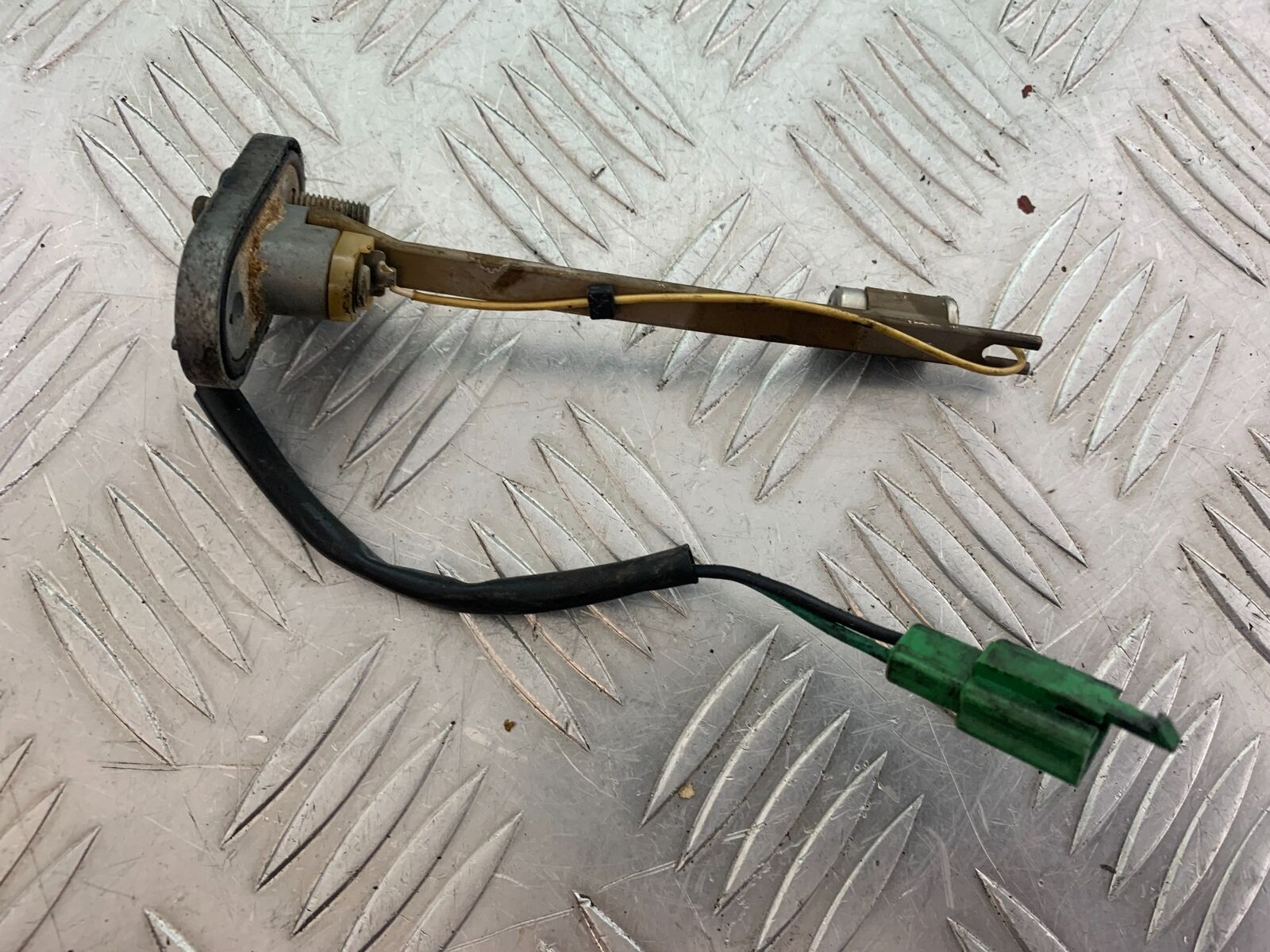 YAMAHA YZF600 YZF 600 THUNDERCAT PETROL TANK SENDER   1996-2003 (CMB1134)