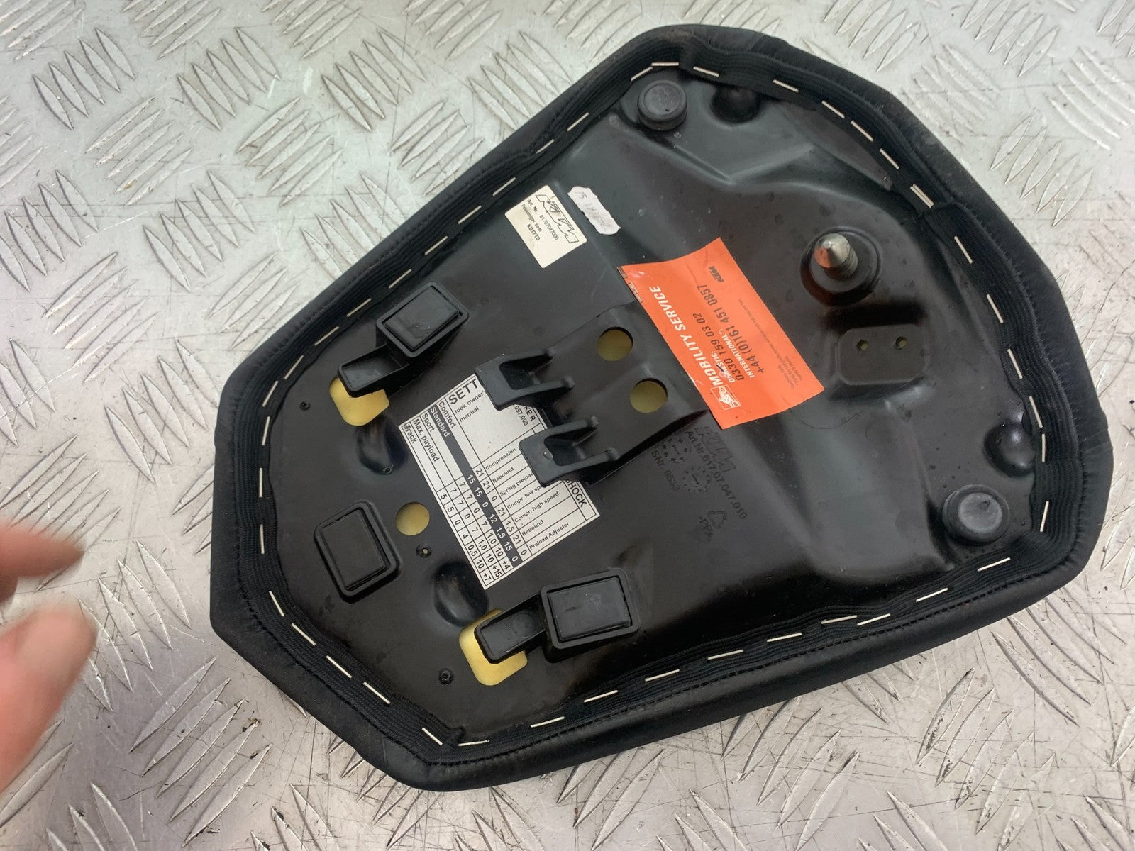KTM 1290 SUPER DUKE R REAR SEAT  YEAR 2020-2024 (CMB1272)