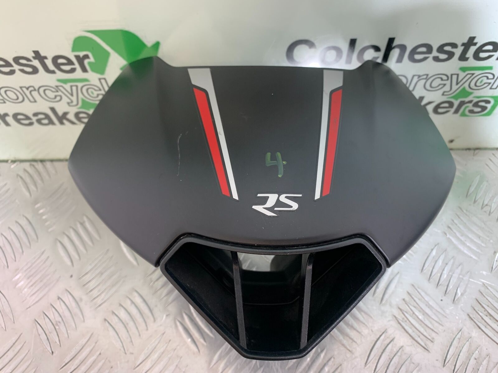TRIUMPH 1050 SPEED TRIPLE RS TOP COWL FAIRING  YEAR 2018-2020 (CMB1029)