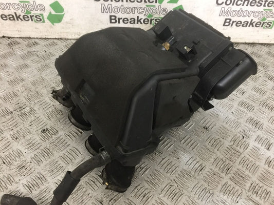 YAMAHA FJR1300 FJR 1300 AIRBOX  YEAR 2001-05 (STOCK 814)