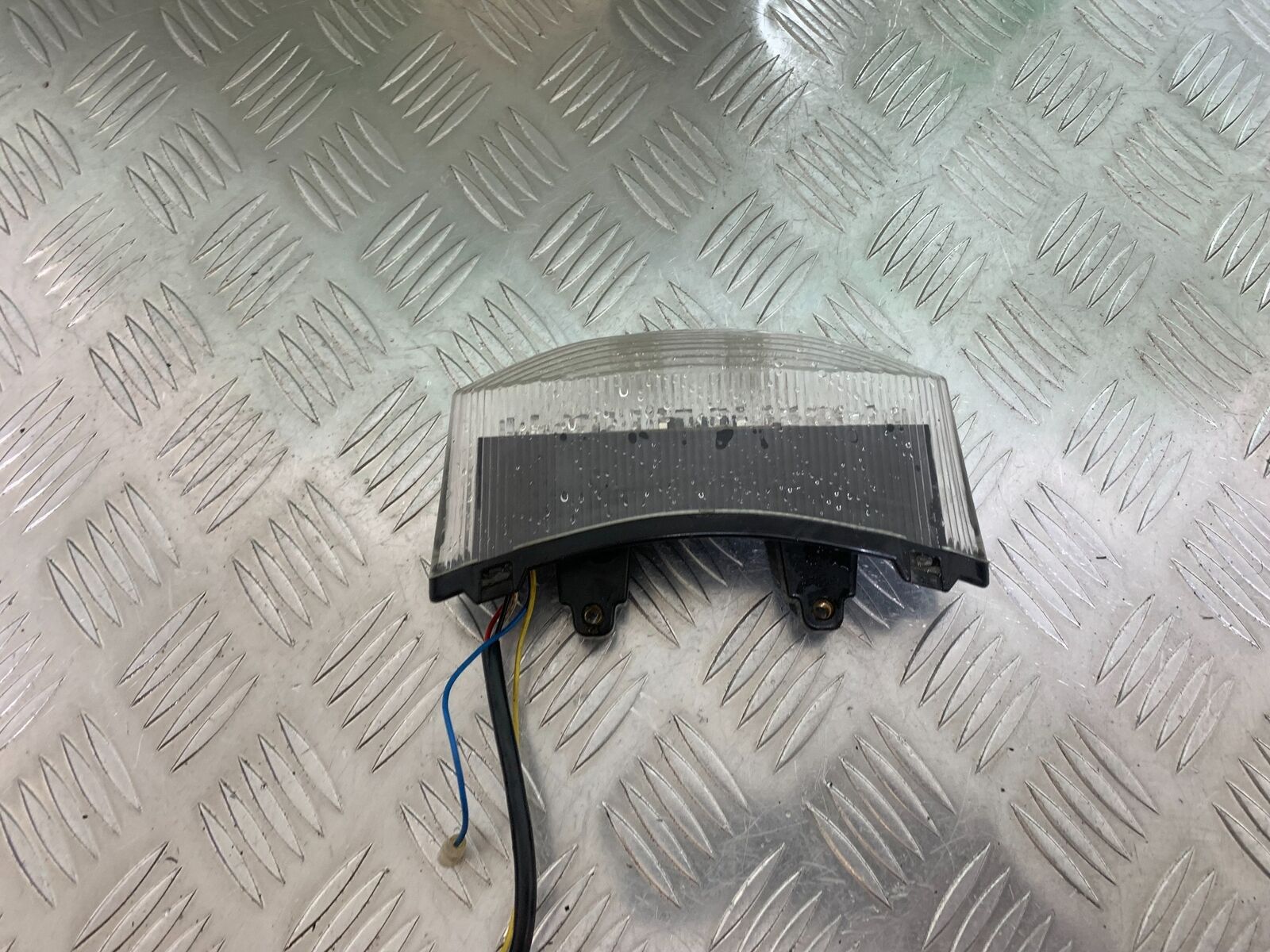 TRIUMPH 675 STREET TRIPLE REAR LIGHT  YEAR 2008 (STOCK 984)