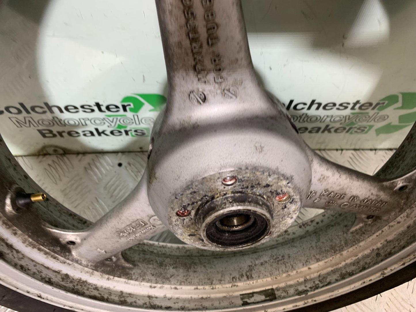 KAWASAKI ZX6R ZX6 J FRONT WHEEL  YEAR 2000 (CMB1312)
