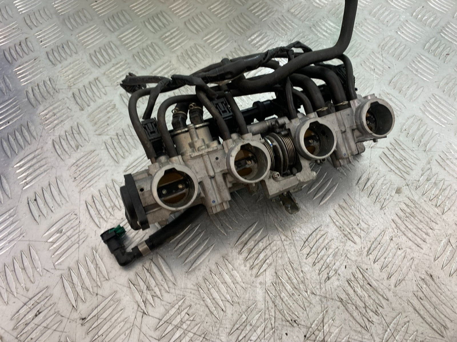 HONDA CB650F CB 650 FA-E THROTTLE BODIES  YEAR 2014-2017 (CMB1226)