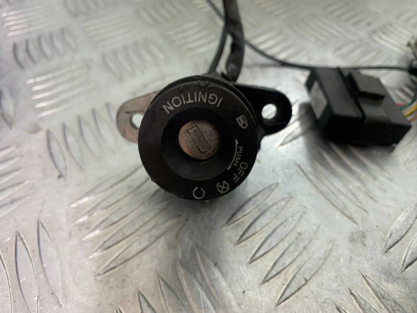 KTM 790 DUKE ECU LOCKS KEYS CARD YEAR 2018-2021  (CMB11150)