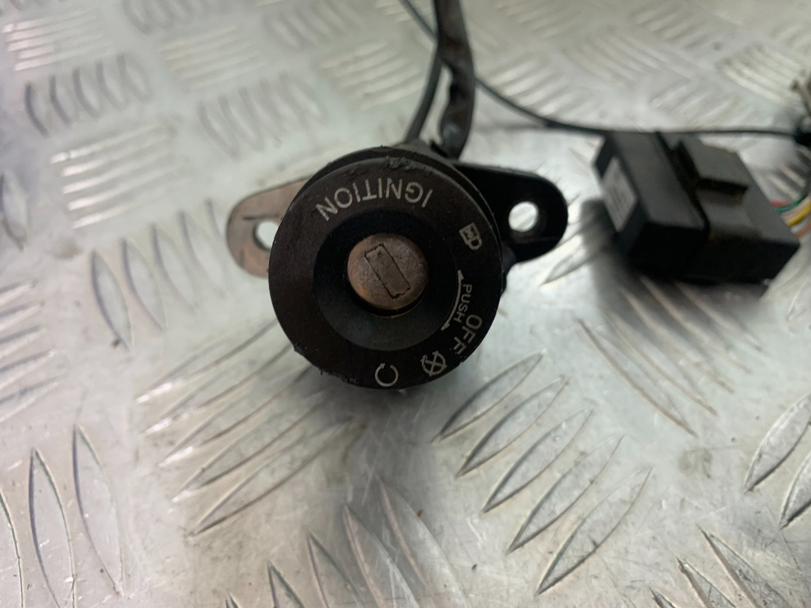 KTM 790 DUKE ECU LOCKS KEYS CARD YEAR 2018-2021  (CMB11150)