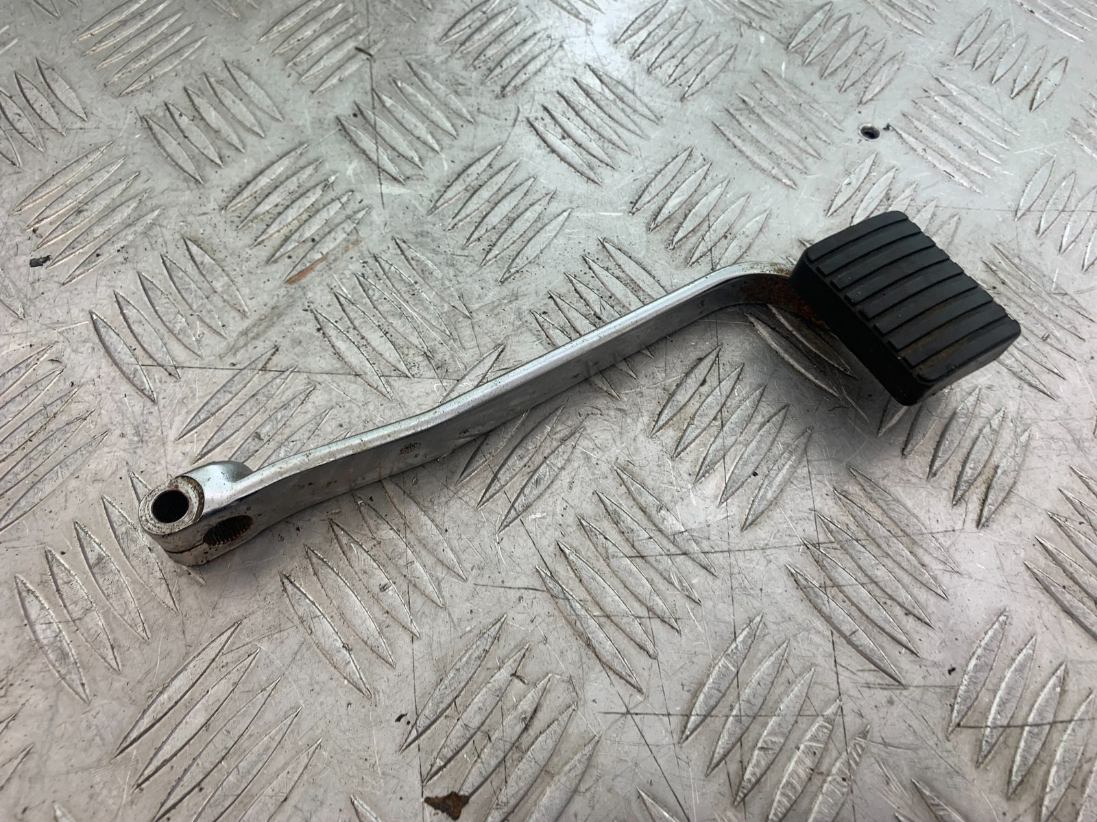 KAWASAKI VN1500 CLASSIC REAR BRAKE PEDAL   YEAR 1999 -2006 (CMB1166)