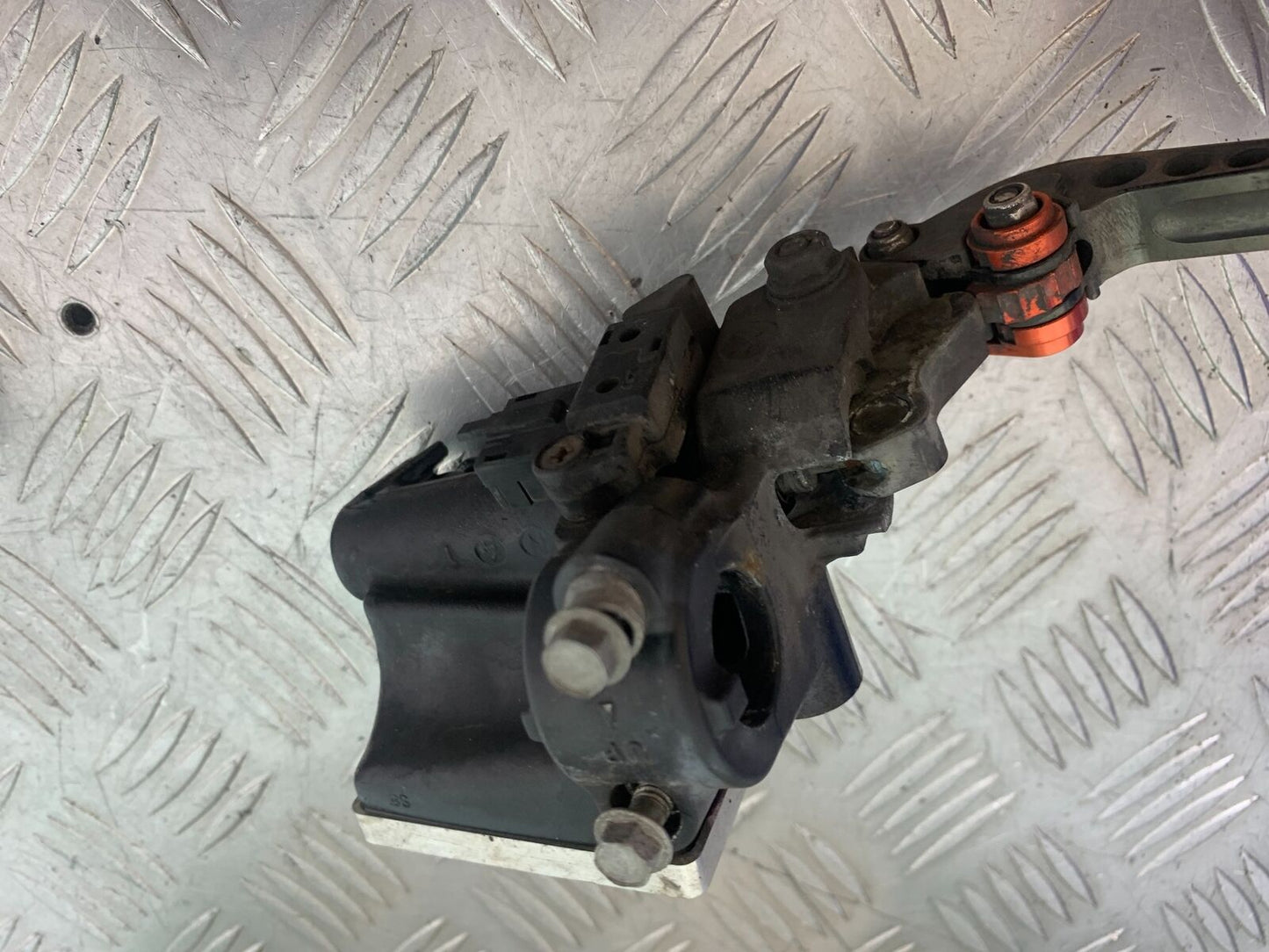 YAMAHA XJR1300 XJR 1300 CLUTCH MASTER CYLINDER YEAR 1999-2003 (CMB1119)