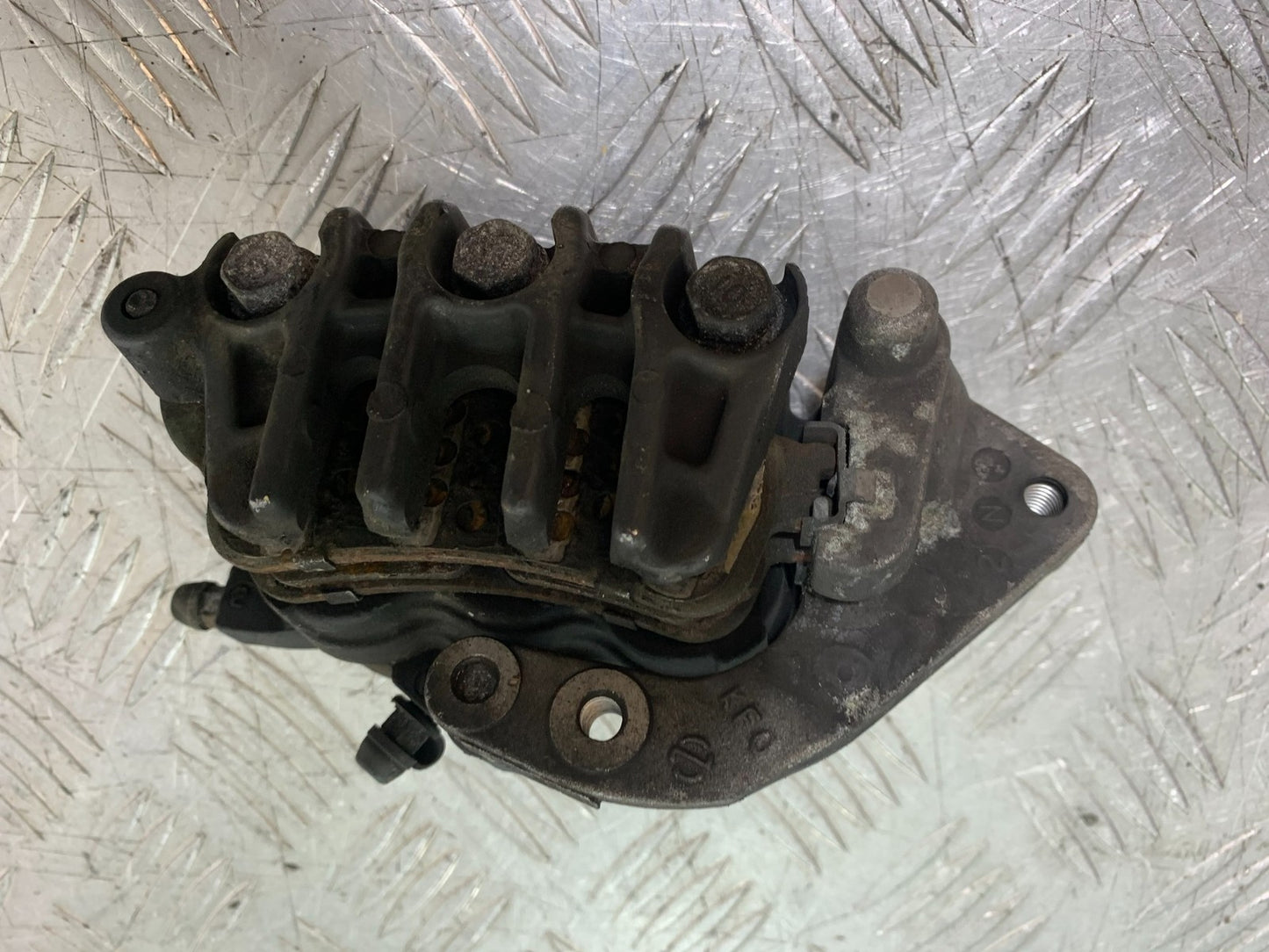 HONDA VFR800 VFR 800 V-TEC REAR CALIPER   YEAR 2002 -09 (CMB1296)