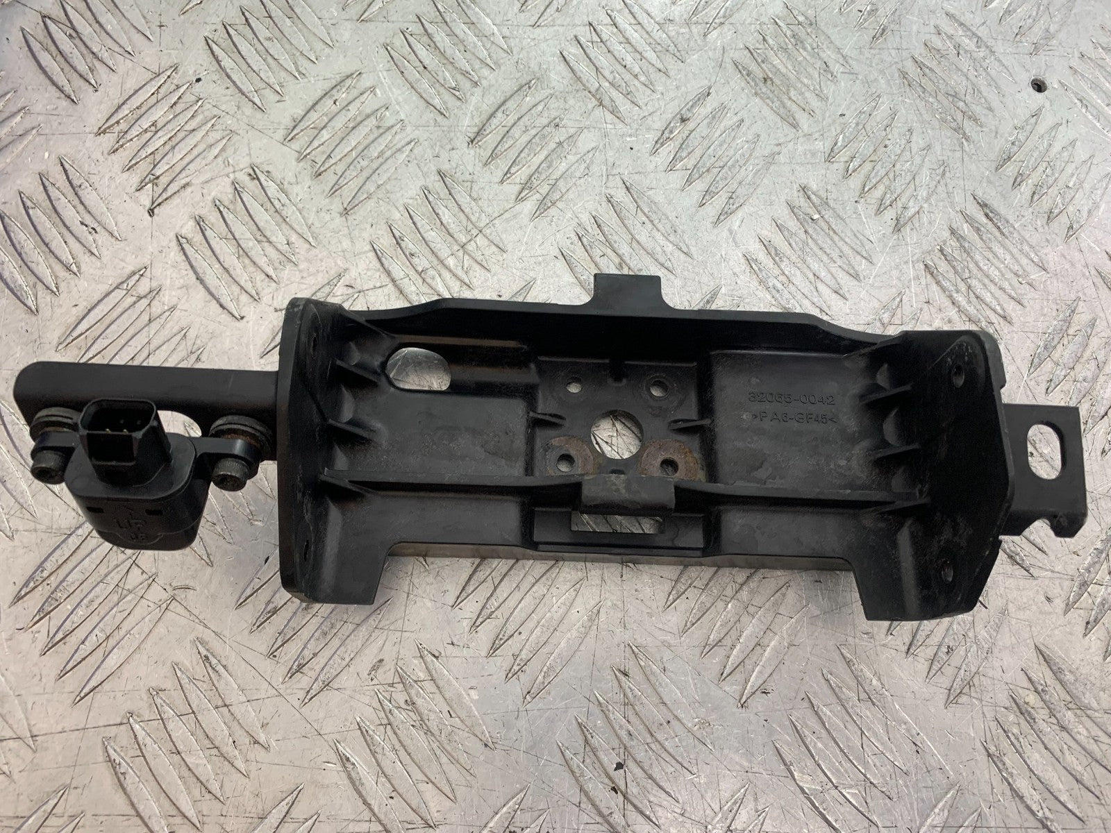 KAWASAKI ZX10R ZX10 R FRAME BRACKET 2008-2010 (CMB1301)