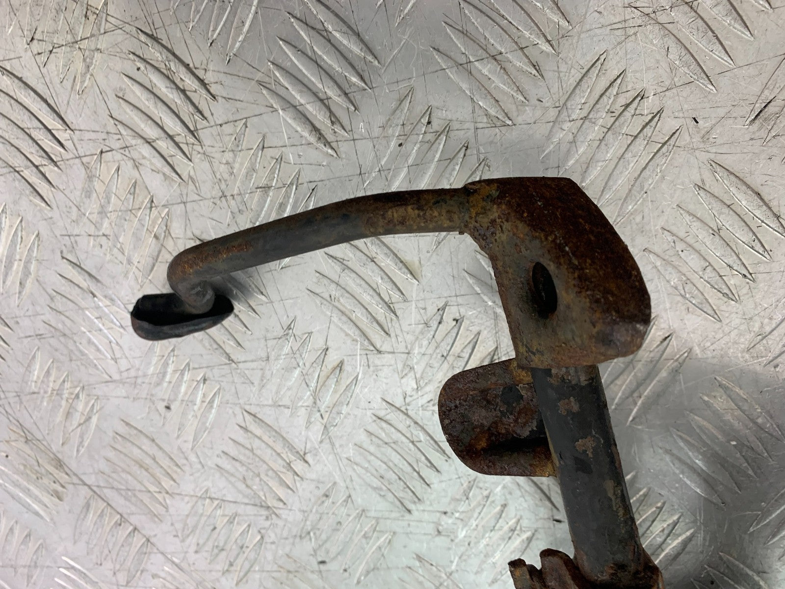 PIAGGIO VESPA LX50 LX S 50 CENTER STAND   YEAR 2007-2016 (CMB1290)