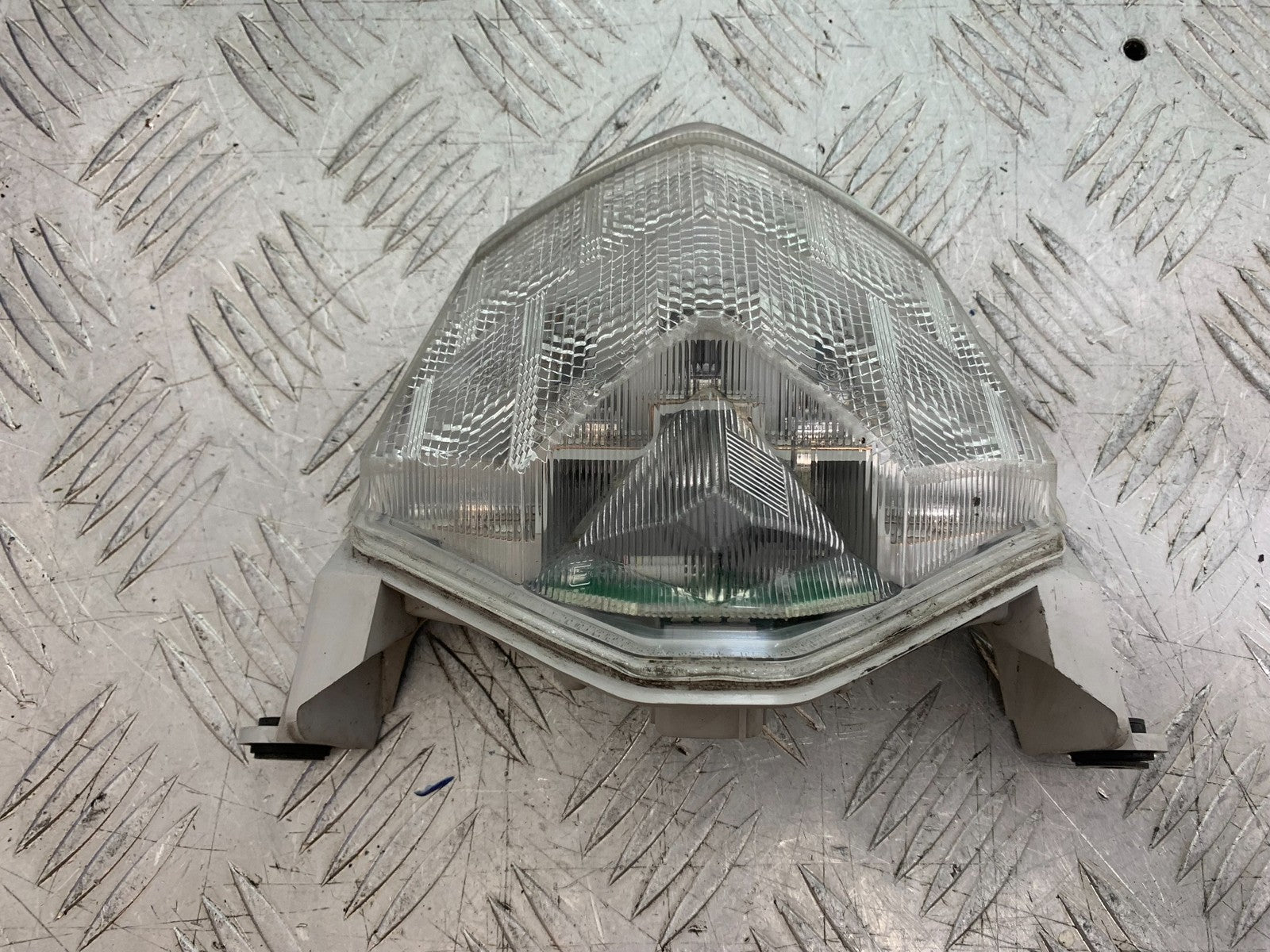 KAWASAKI ZX10R ZX10 R REAR LIGHT  2008-2010 (CMB1301)
