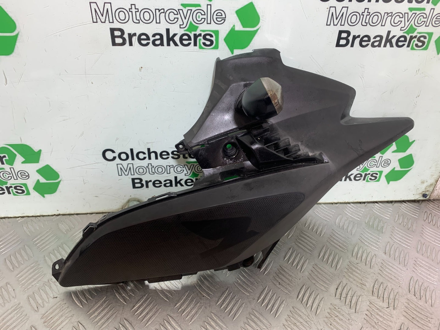 HONDA NC700 X RIGHT FAIRING YEAR 2012-2014 (CMB1327)