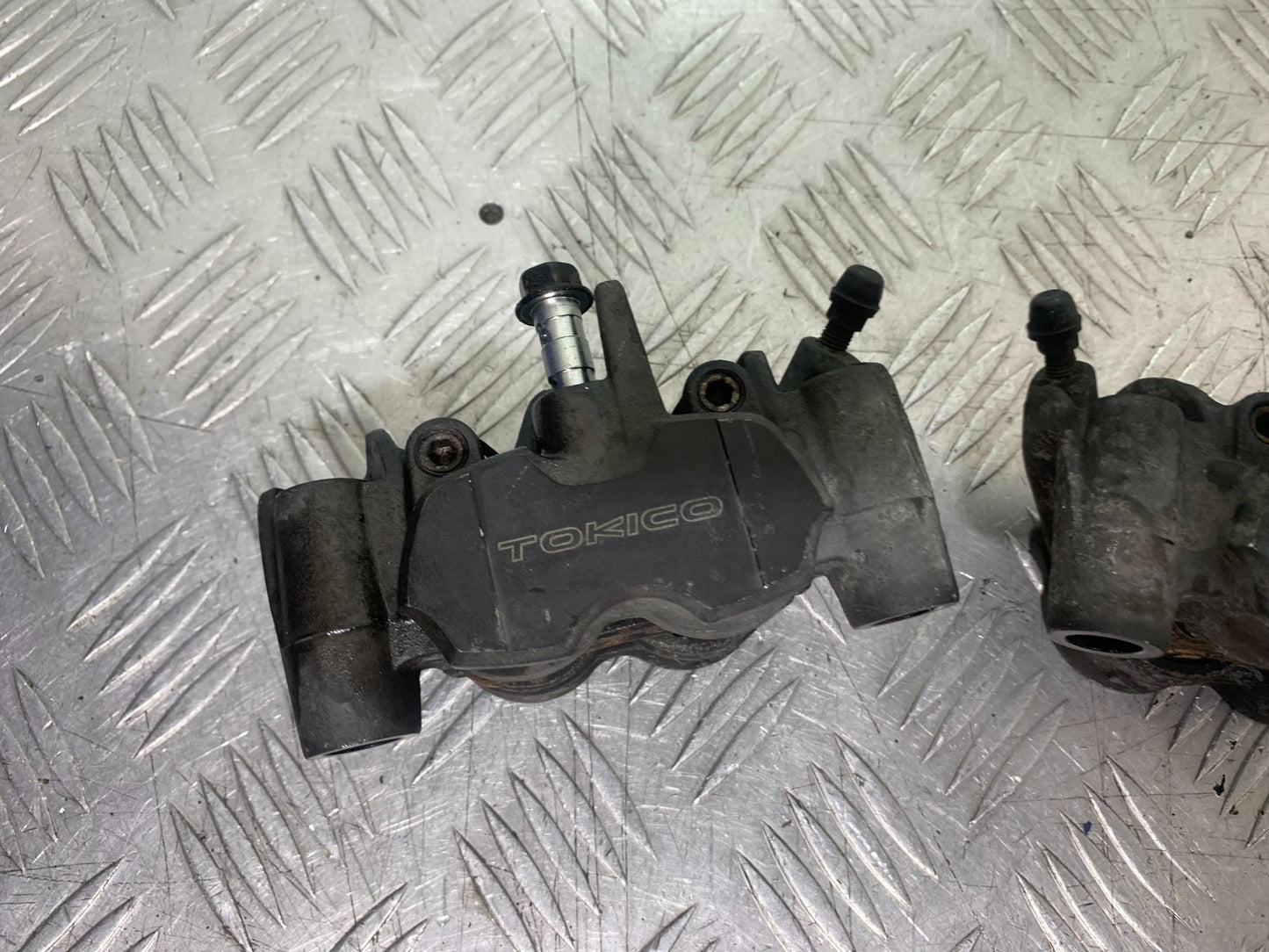 SUZUKI DL1000 V-STROM FRONT BRAKE CALIPERS YEAR 2014-2019 (CMB1325)