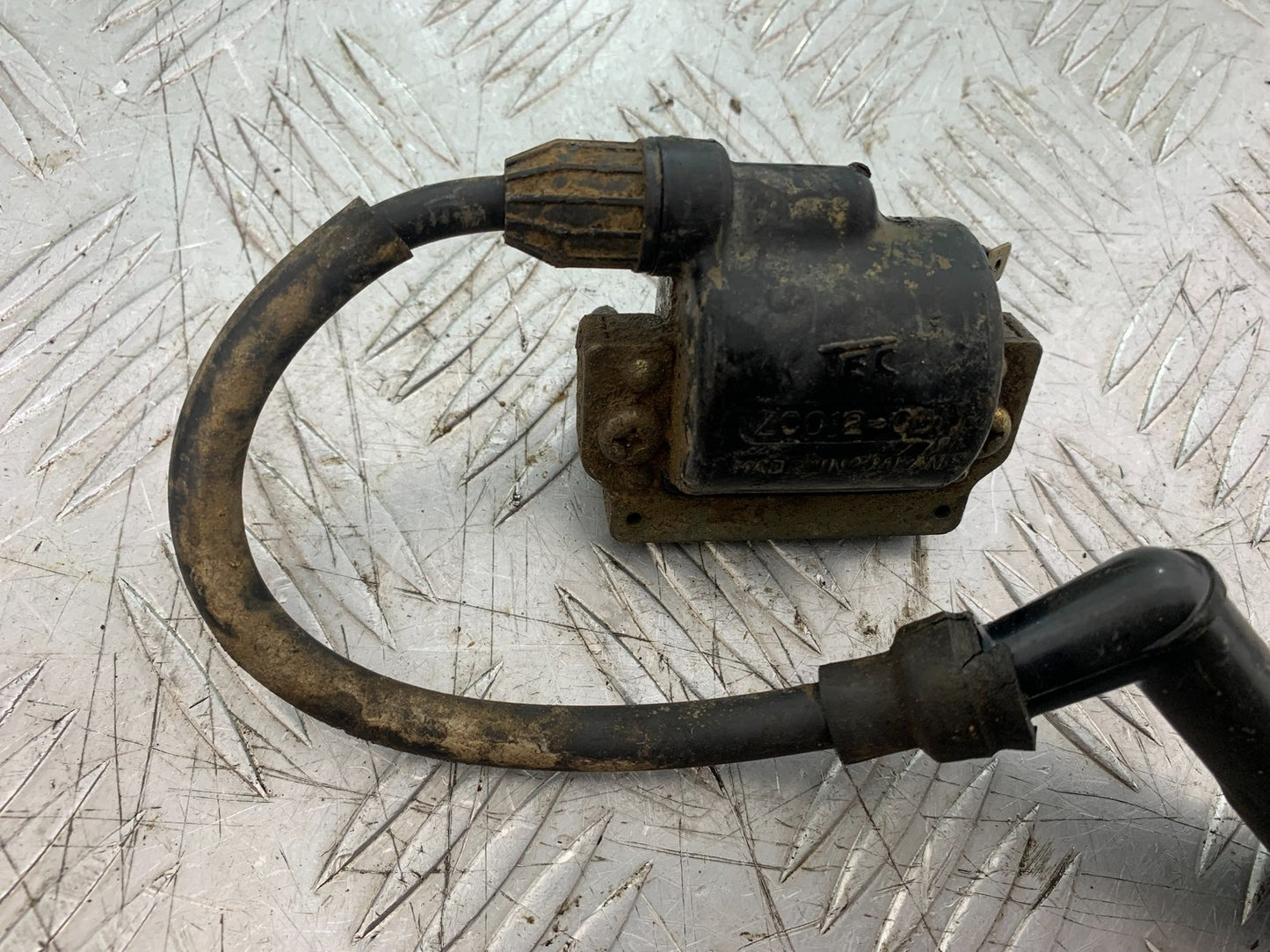 KAWASAKI KLR250 KLR 250 COIL AND CAP   YEAR 1984-2001 (CMB1225)