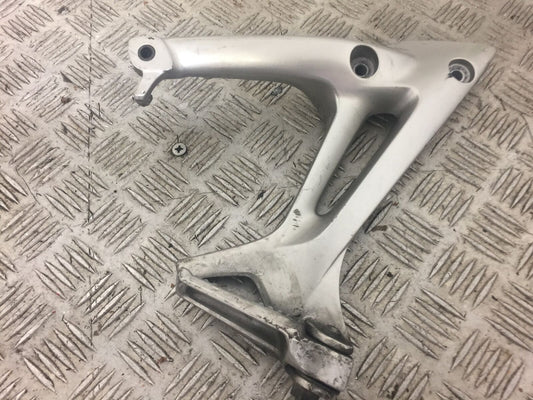 HONDA VFR800 VFR 800 V TEC RIGHT REAR HANGER  YEAR 2003 (ABS) STOCK 304