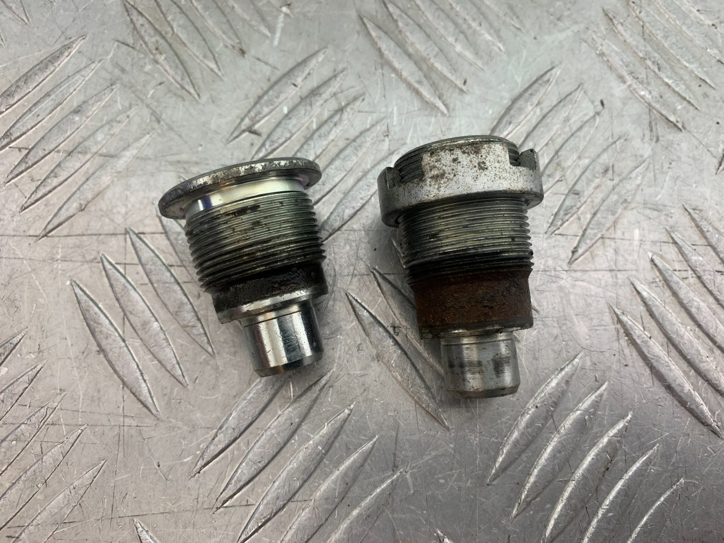 HONDA VT750 SHADOW REAR WHEEL SPINDLES  YEAR 2003-2004 (CMB1265)