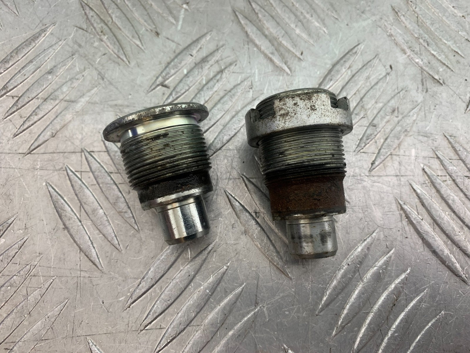 HONDA VT750 SHADOW REAR WHEEL SPINDLES  YEAR 2003-2004 (CMB1265)
