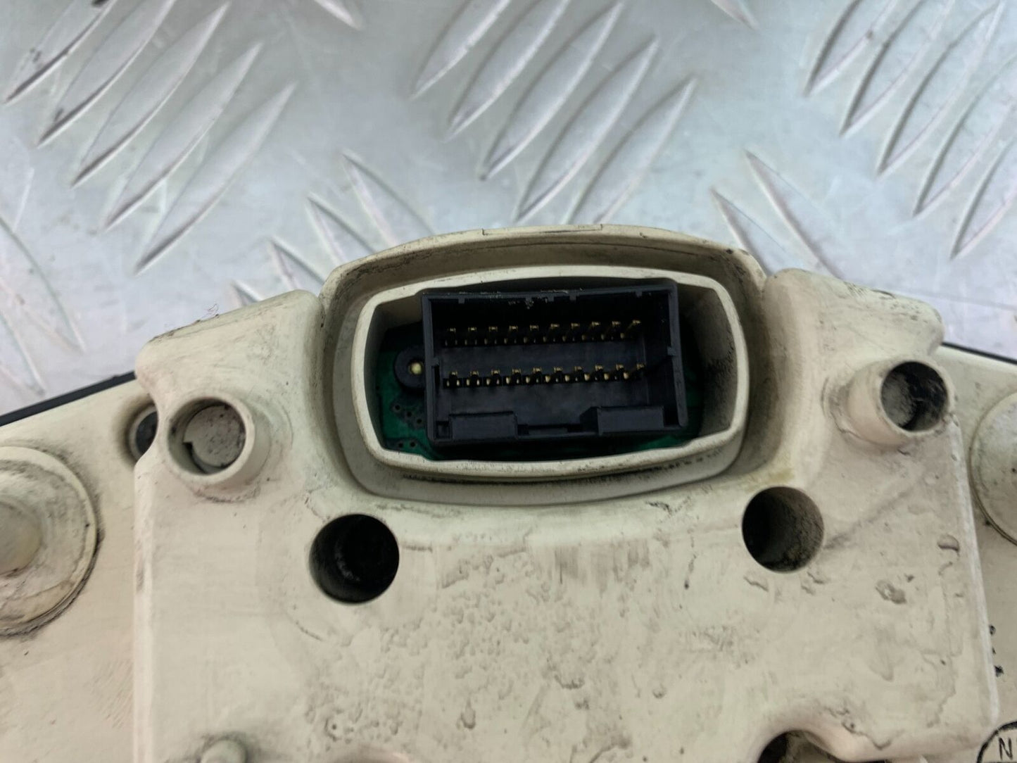 HONDA VFR800 VFR 800 V-TEC CLOCKS SPEEDO DASH  YEAR 2002 -09 (CMB1012)