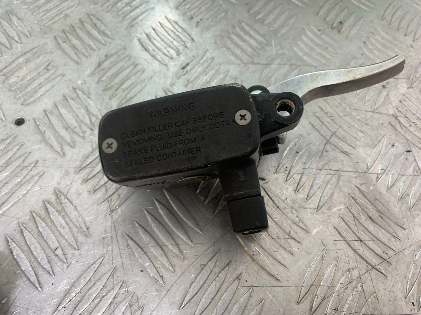 SINNIS HOODLUM 125 FRONT MASTER CYLINDER YEAR 2021-2025 (CMB1196)