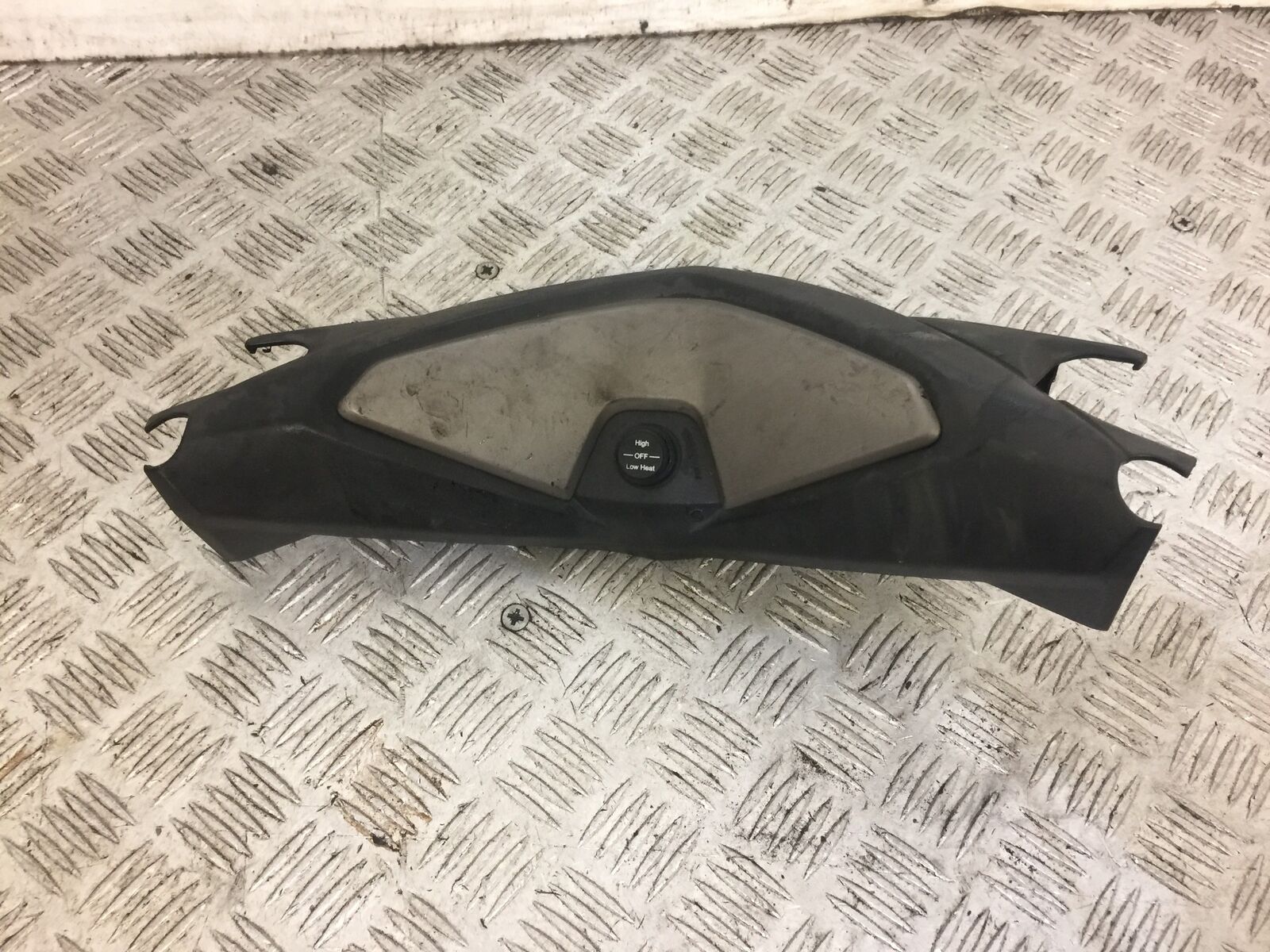 YAMAHA NMAX125 NMAX 125 INFILL COVER YEAR 2017-19  (STOCK 667)