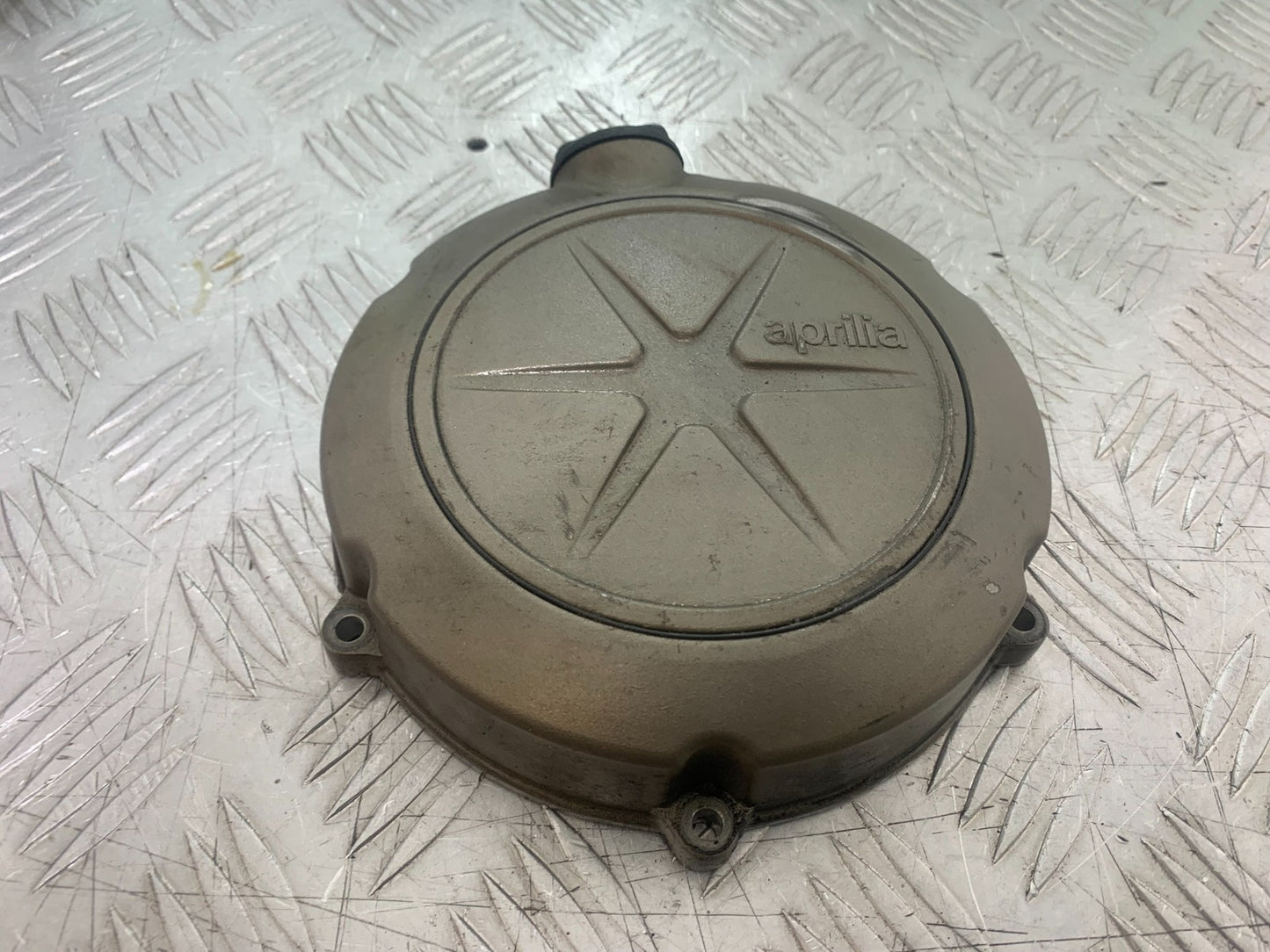 APRILIA SL750 SL 750 SHIVER CLUTCH COVER   YEAR 2008-2016 (CMB1242)