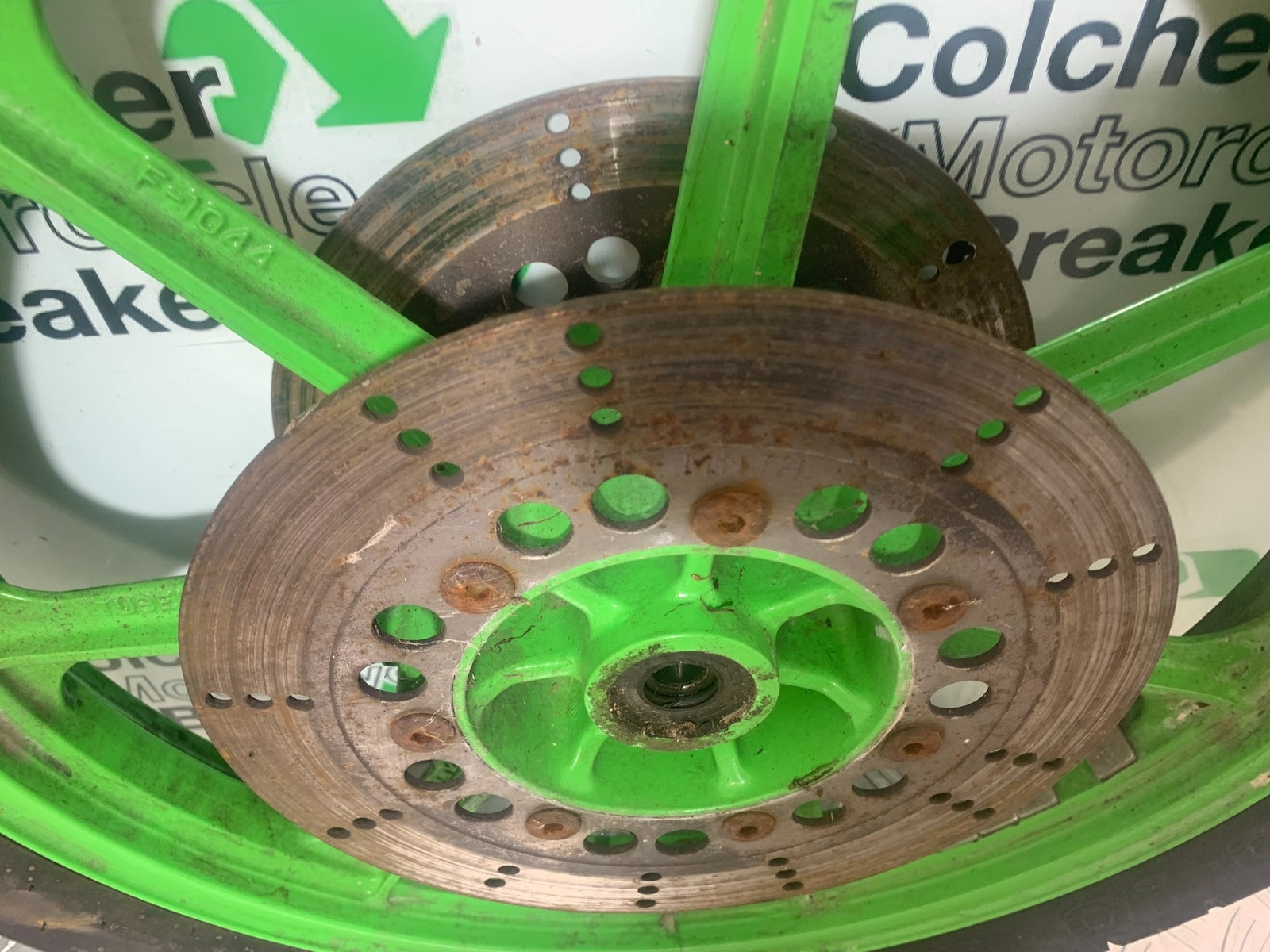 KAWASAKI GT550 GT 550 FRONT WHEEL  YEAR 1984-87 (CMB1141)
