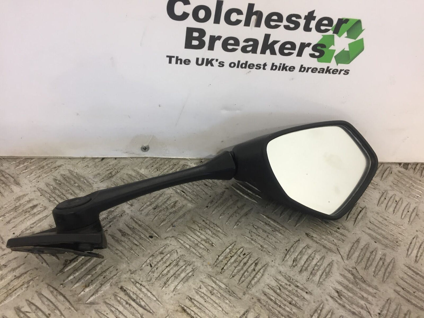 SUZUKI GSXR 125 GSX R125 RIGHT MIRROR  YEAR 2017