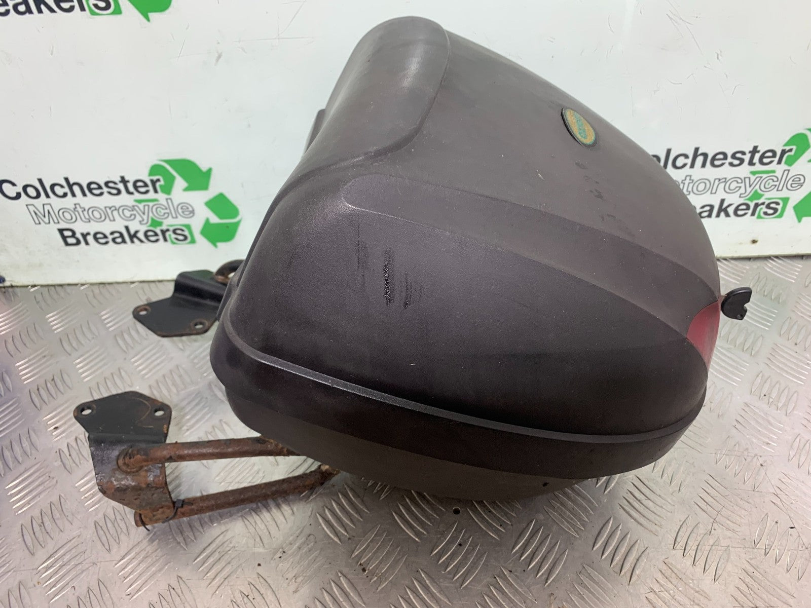 HONDA CBF125 CBF 125 OXFORD TOP BOX RACK KEY YEAR 2009-14 (CMB1182)