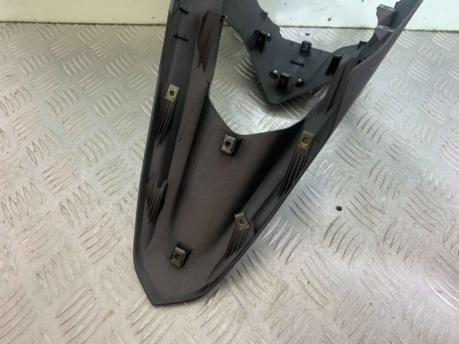 SINNIS TERRAIN 125 HEADLIGHT COWL YEAR 2018 (CMB1123)