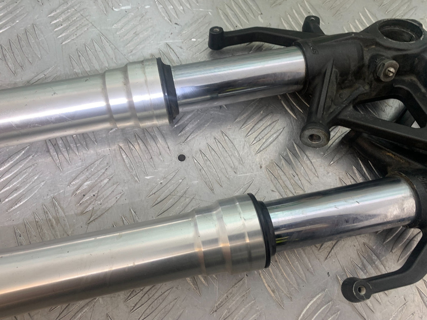 KAWASAKI ZX6R ZX6 R P7F P8F FORKS YEAR   2007-08 (CMB1165)