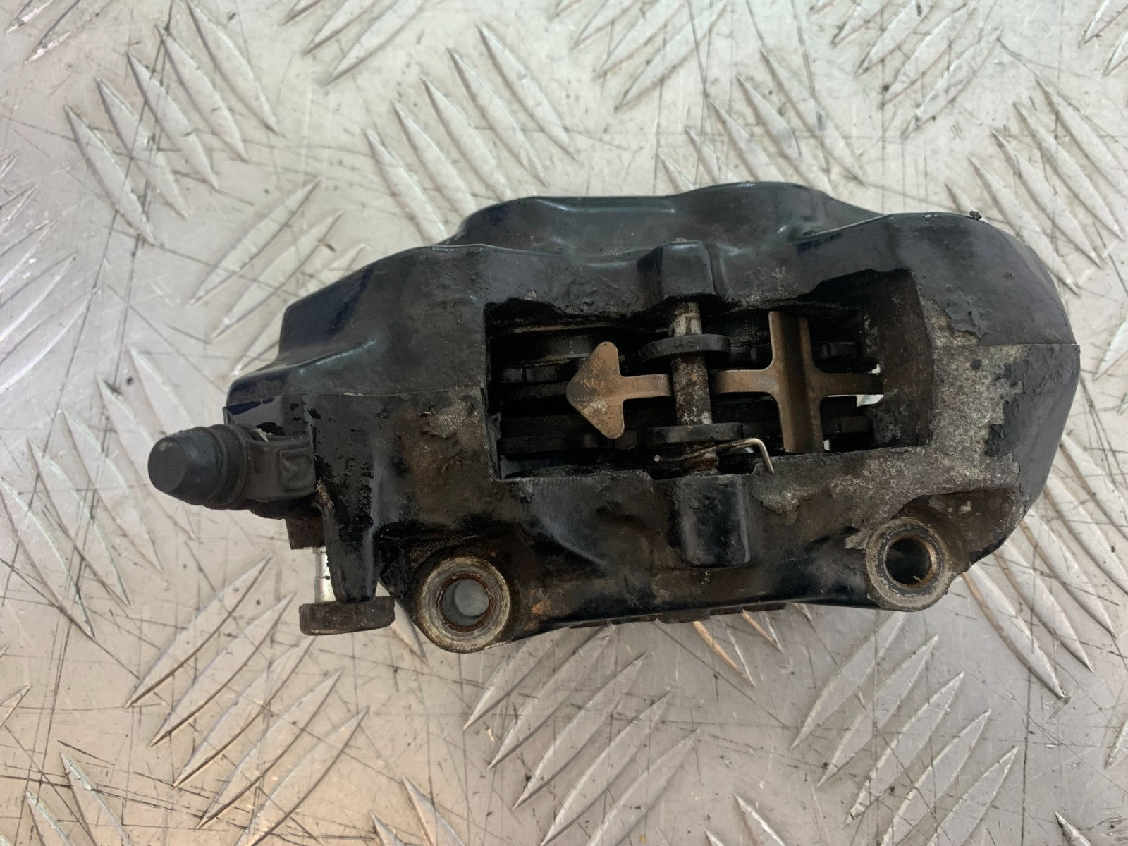 KTM DUKE 125 FRONT BRAKE CALIPER  YEAR 2017-2022 (CMB1222)