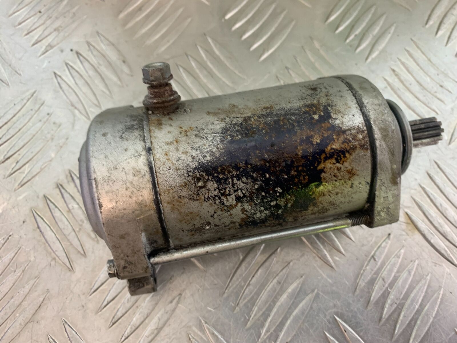 SUZUKI VS1400 VS 1400 INTRUDER STARTER MOTOR   YEAR 1988 (CMB1077)